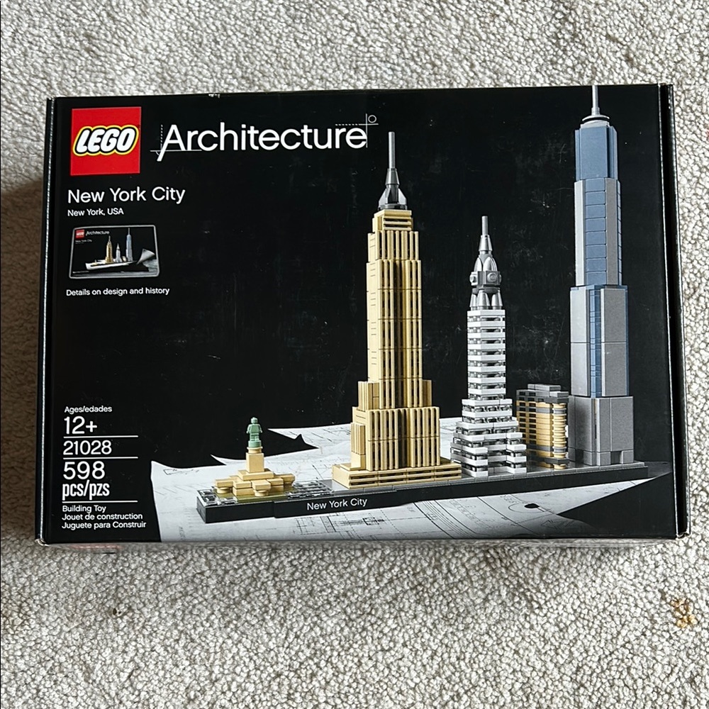 LEGO Architecture New York City - 21028 - 598 peices